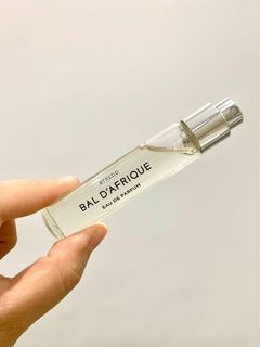 （分類：）位於 。 由 iamatreehole 提交（商品編號 1327260259，圖片 1）。簡介： 。