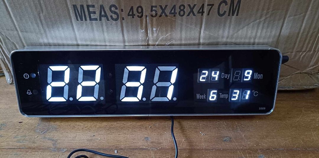 Digital Wall Clock (Category: Clocks) located in Manila. Submitted by sdfsolutions (Listing ID 1327329125, Image 1). Description: Material: ABS Aluminum Plug: US Plug 110-240V Battery: Built-in CR2032 Lithium Battery Lage Clock Accuracy: Less than or equal to +/-0.3 seconds per day wer failure, and the clock face is not displayed. Big digit LED digital clock, high precision, This led clock can be placed on a desktop or hung on a wall, suitable fo