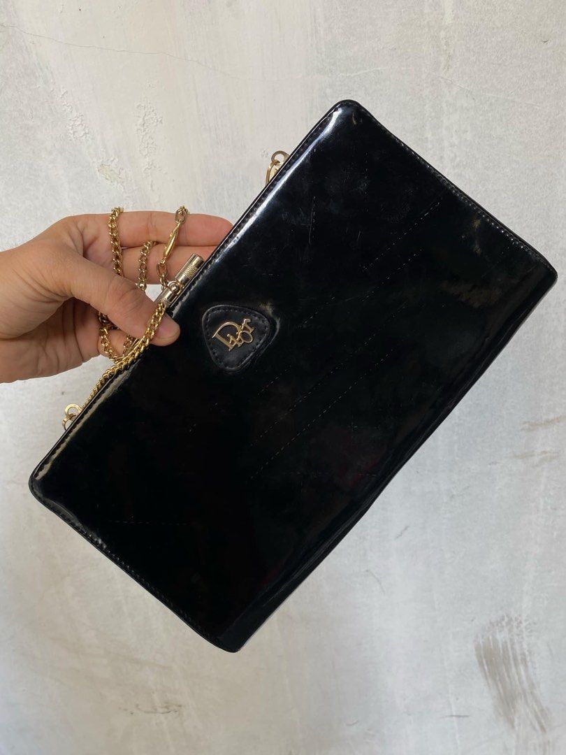 dior vintage (Category: Luxury Bags & Wallets) located in Bacolod City. Submitted by novymae23 (Listing ID 1327247528, Image 3). Description: vintage dior.