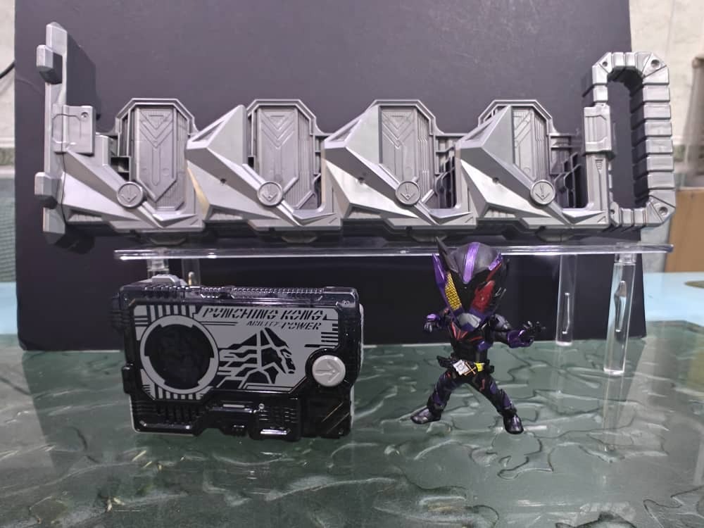 (Set) DX Progrise key + Holder + Ichiban Kuji Horobi Ark Scorpion ...