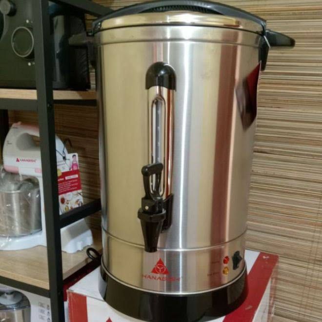 Hanabishi Percolator HPERCO15SS (Category: Kettles & Airpots) located in Manila. Submitted by kisshadg23 (Listing ID 1327244730, Image 3). Description: Description 15-liter capacity (100 cups) Double wall stainless steel insulation Anti-drip dispenser Coffee strainer Warm and boil indicator with thermostat Tempered glass water gauge Heat resistant handles Thermally protected With water level indicator With reset button function Rustproof cylinder
