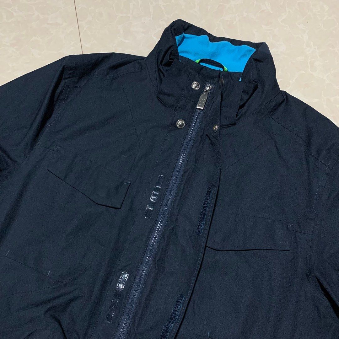 HUGO BOSS GORETEX JACKET