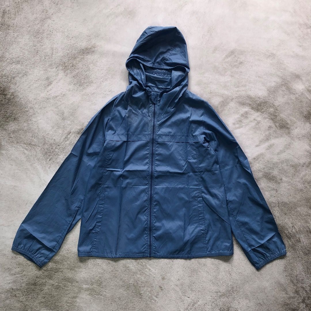 Jaket parasut uniqlo discount