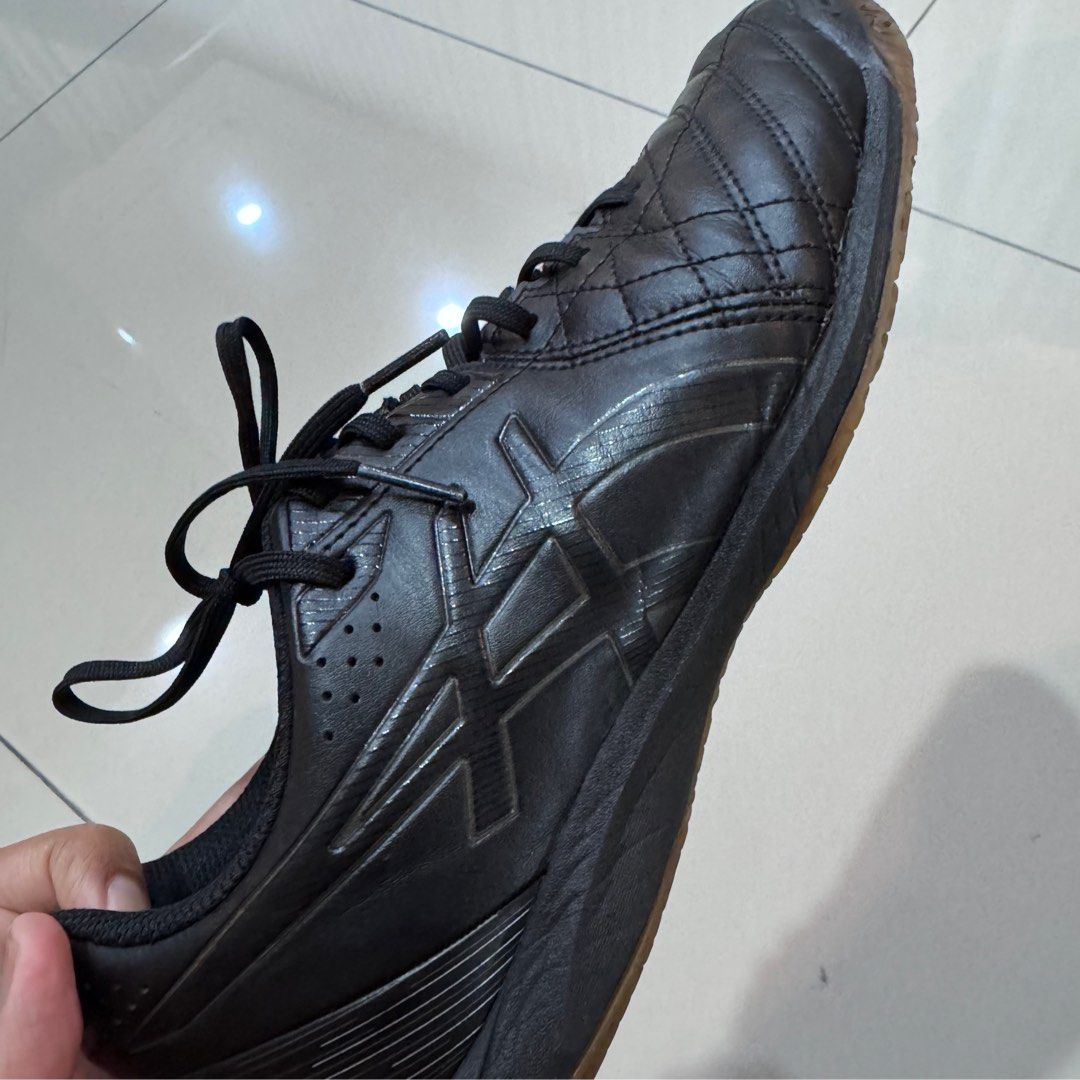 Kasut Futsal Asics Calcetto Men s Fashion Footwear Boots on Carousell