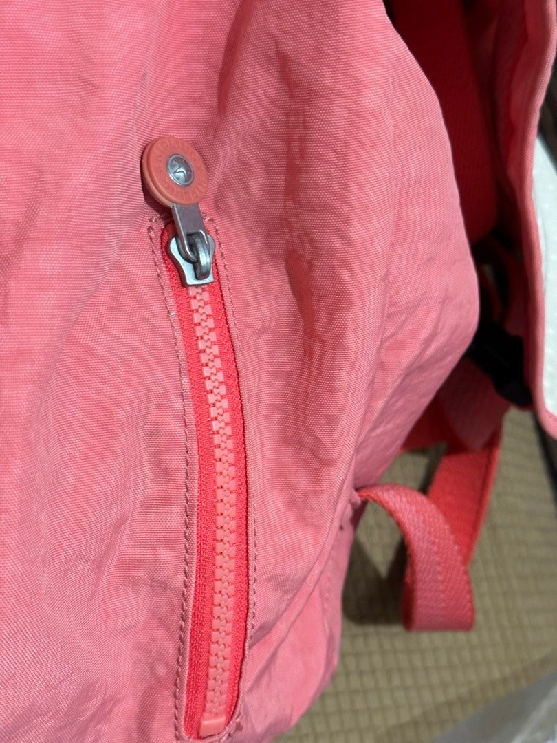 Kipling bagpack (Category: Luxury Bags & Wallets) located in Manila. Submitted by bajec (Listing ID 1327297186, Image 2). Description: Original kipling bought from MOA, no receipt tho. Selling for 2000 only, rfs - decluttering. .