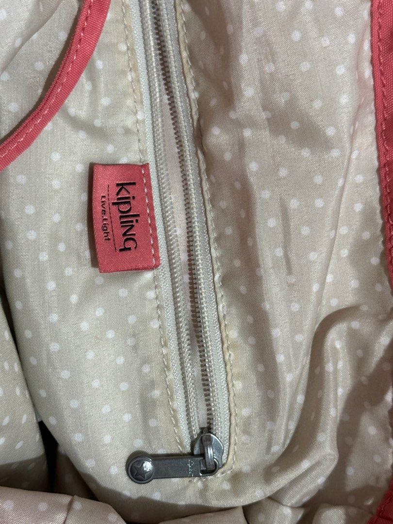 Kipling bagpack (Category: Luxury Bags & Wallets) located in Manila. Submitted by bajec (Listing ID 1327297186, Image 3). Description: Original kipling bought from MOA, no receipt tho. Selling for 2000 only, rfs - decluttering. .