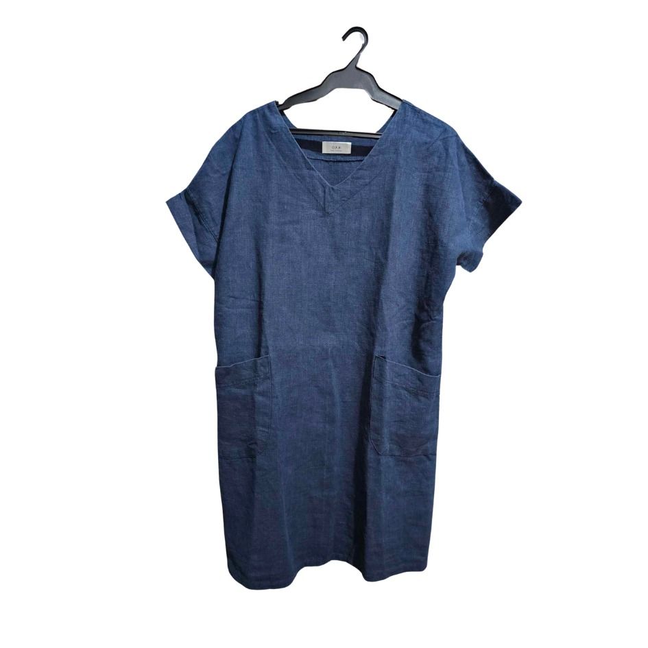 Korean Navy Blue Canvas Dress (Category: Dresses) located in Makati City. Submitted by corner.ice (Listing ID 1327307549, Image 1). Description: Korean Navy Blue Canvas Dress - Thrifted - With Pockets - Fits L to Semi XL.