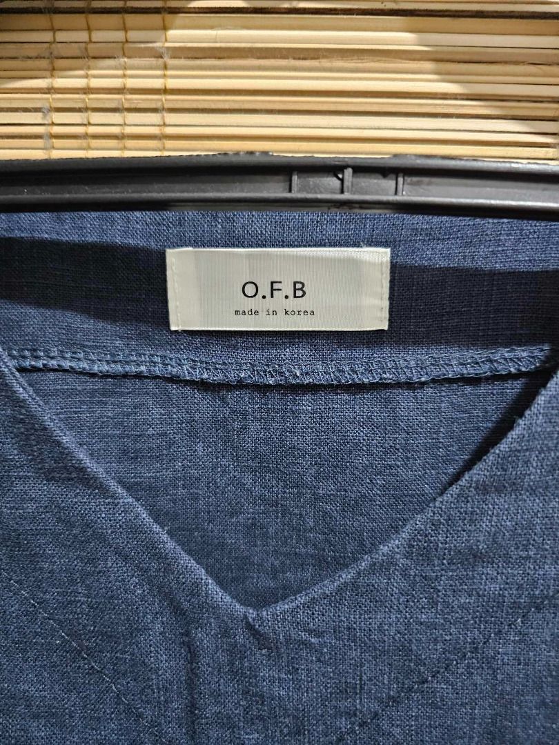 Korean Navy Blue Canvas Dress (Category: Dresses) located in Makati City. Submitted by corner.ice (Listing ID 1327307549, Image 3). Description: Korean Navy Blue Canvas Dress - Thrifted - With Pockets - Fits L to Semi XL.