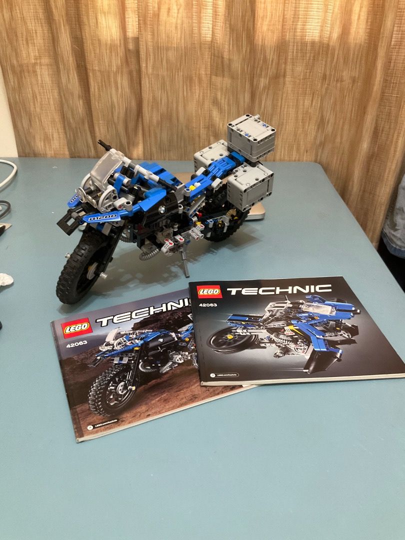 Lego Technic 42063 BMW R 1200 GS ADVENTURE, Hobbies & Toys, Toys ...