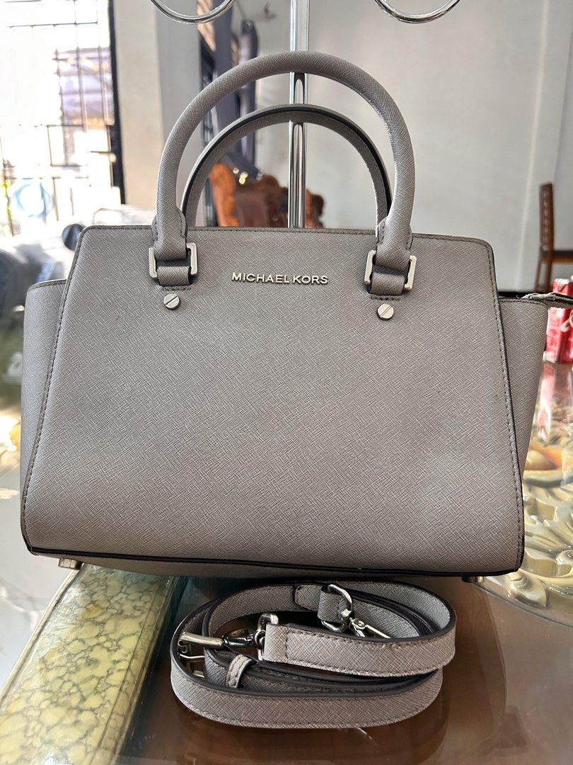 Michael Kors Selma Medium Made in Indonesia Sling Bag MK Authentic Fesyen Wanita Tas Dompet di Carousell