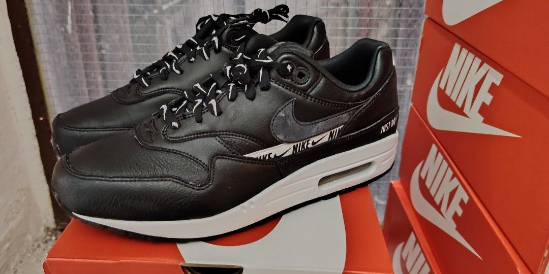 全新Nike Air Max 1 Overbranding Black (Women's） 特別版市場價1100元一對易居現實398元一對尺碼EUR  38.5至42. 5 有意pm葵興大連排道交收, 女裝, 鞋, 波鞋-