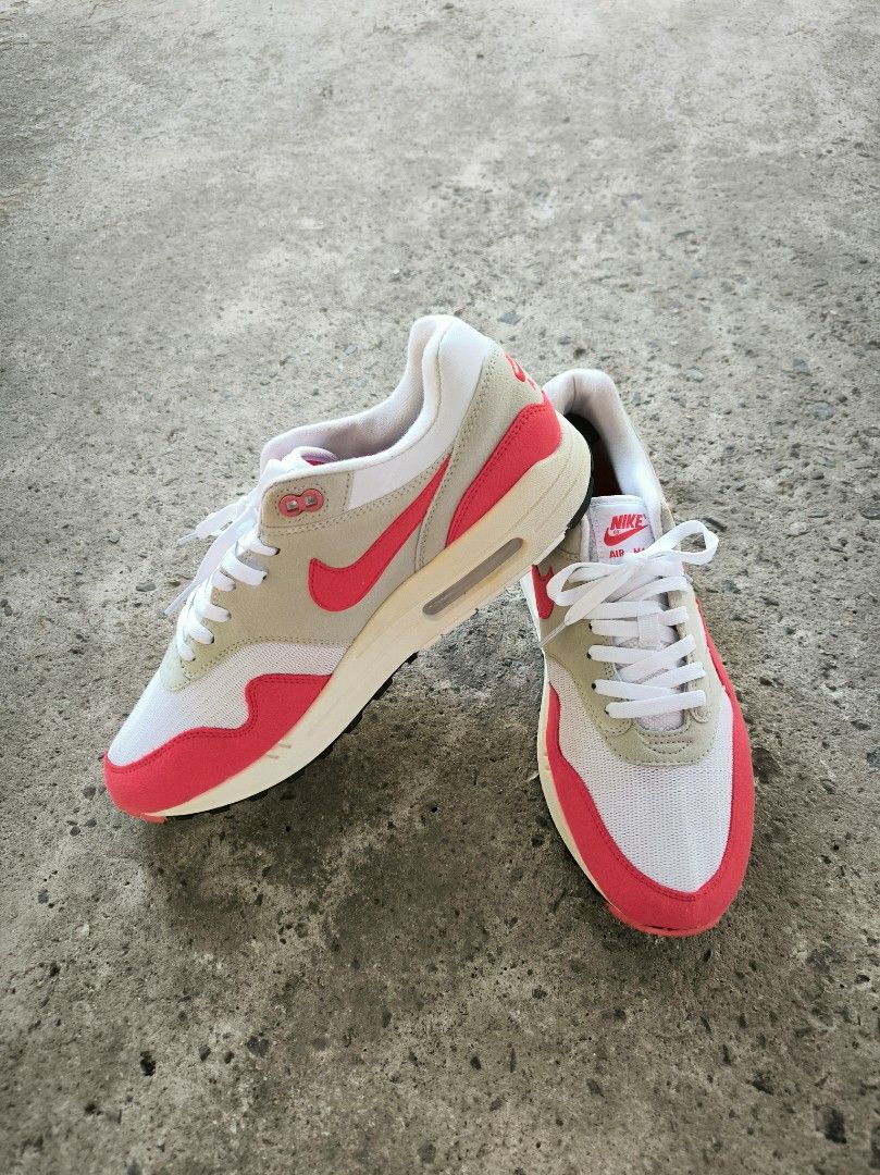 Nike Air Max 1 Red Anniversary (Category: Sneakers) located in Quezon City. Submitted by slram (Listing ID 1239093981, Image 2). Description: 🔵 OG Air Max 1 White, Grey, Red - Size 11us - UA Pair - Semi High Tier batch - Used 5x pwede sa maarte ₱2,500 plus sf (slightly negotiable) 📸Colour / Image Disclaimer ... Despite every effort to provide accurate images of each product's colour, actual colours may vary slightly, .. 📸 Model & actual photos