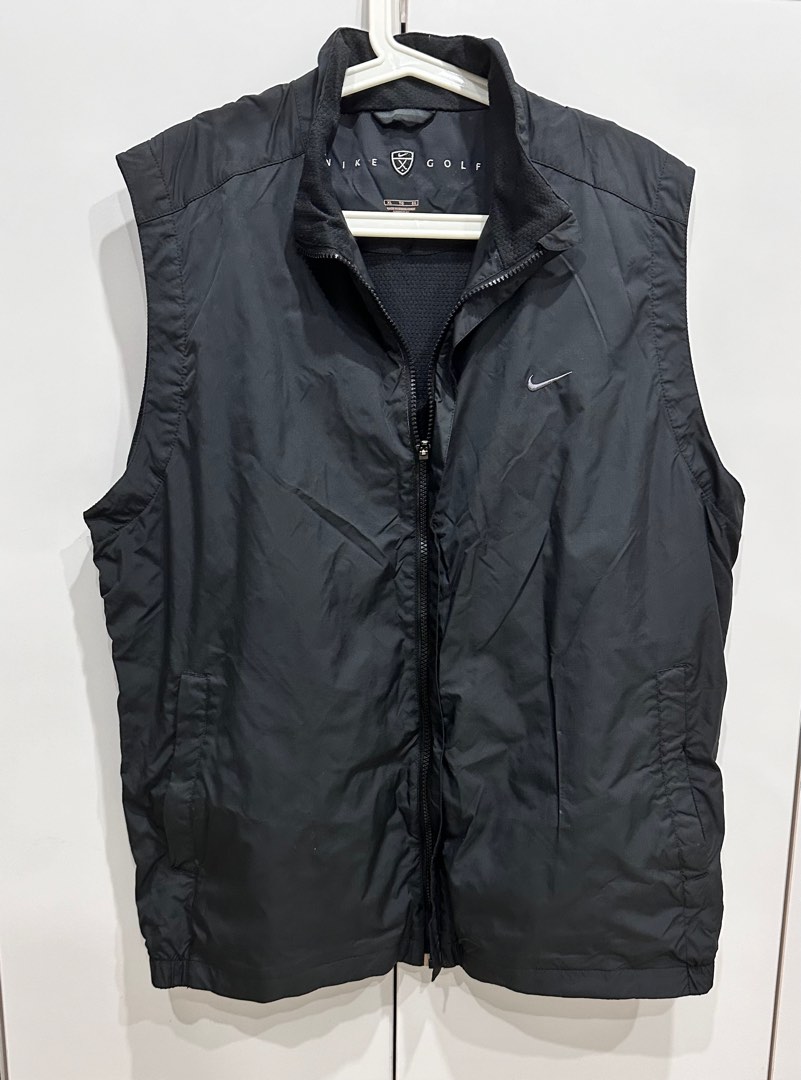 Nike Golf Vest Black XL Men s Fashion Coats Jackets and Outerwear on Carousell