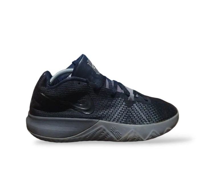 Kyrie flytrap gunsmoke sales