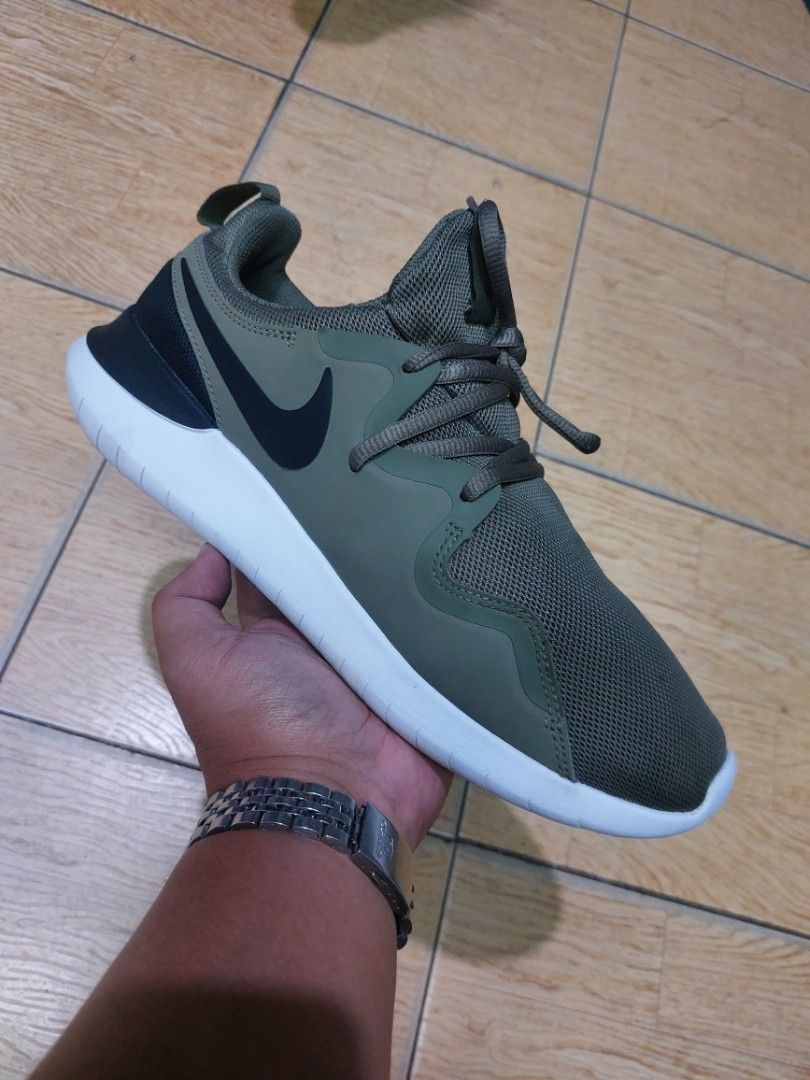 Nike Tessen Medium Olive Men s Running Shoes 27.5 cm