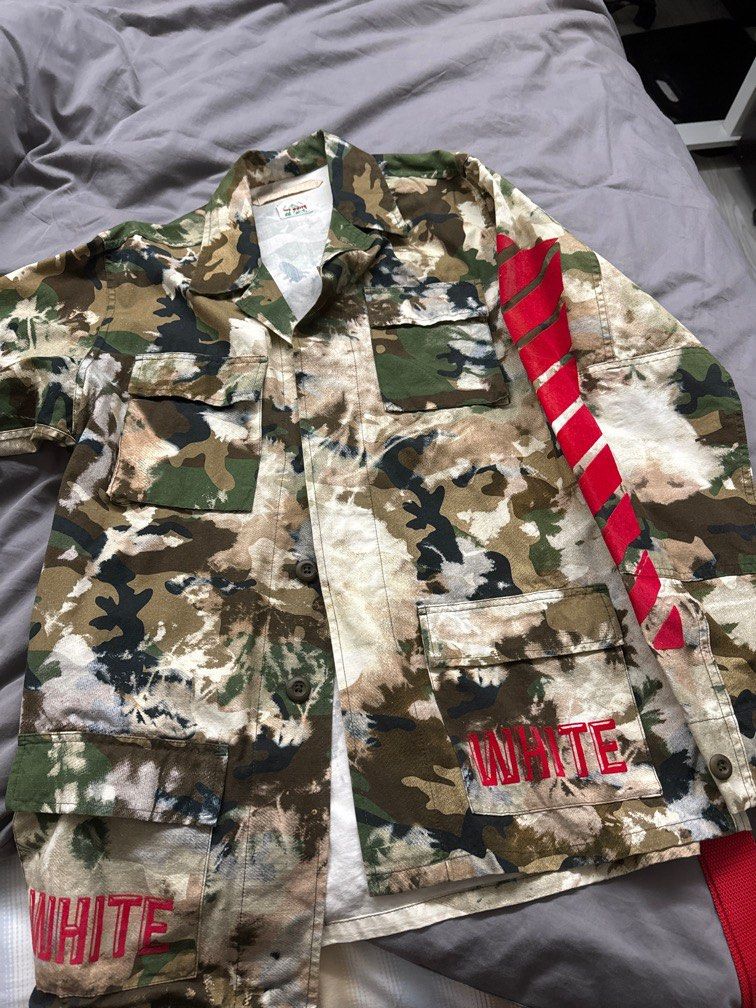 Camo jacket with red stripe clearance