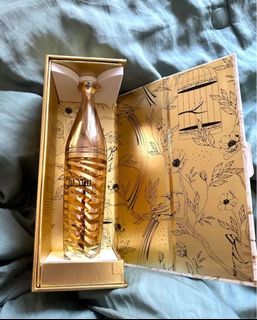 （分類：）位於 。 由 ale994 提交（商品編號 1327282254，圖片 1）。簡介： 。
