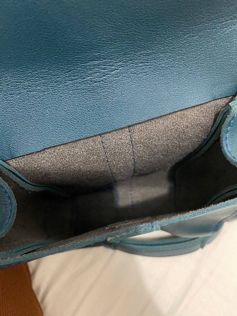 Straightforward Sling Bag | Original | Brandnew (Category: Cross-body Bags) located in Mandaluyong City. Submitted by spotonstyle (Listing ID 1327333816, Image 2). Description: Straightforward Sling Bag Original Brandnew PM 📩.