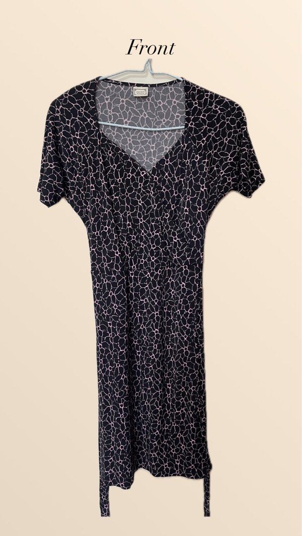 Sunday dress (Category: Dresses) located in Caloocan City. Submitted by sieee08 (Listing ID 1327374101, Image 1). Description: - fits small to medium - no flaws - shipping via lalamove or jnt - mop: gcash - negotiable ! rfs: decluttering Size Free Size.