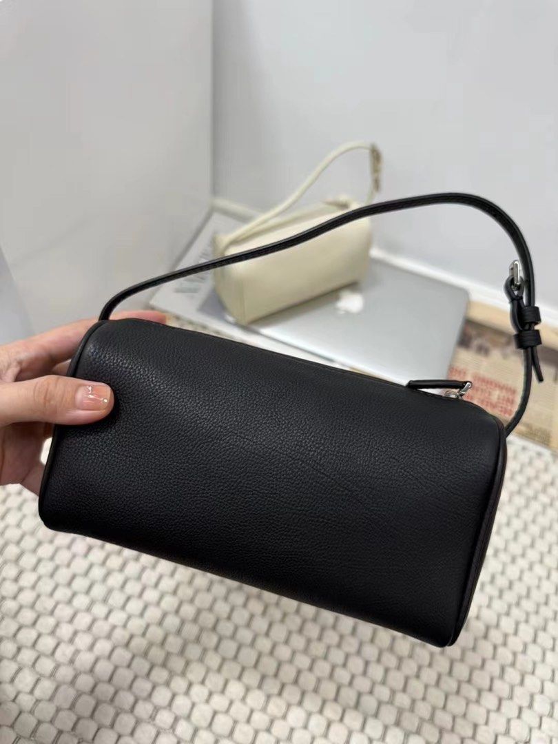 THE ROW 90’s BAG ブラック THE ROW | ザ ロウ（ザ ロー)｜90'S BAG/ブラック の通販｜ELLESHOP