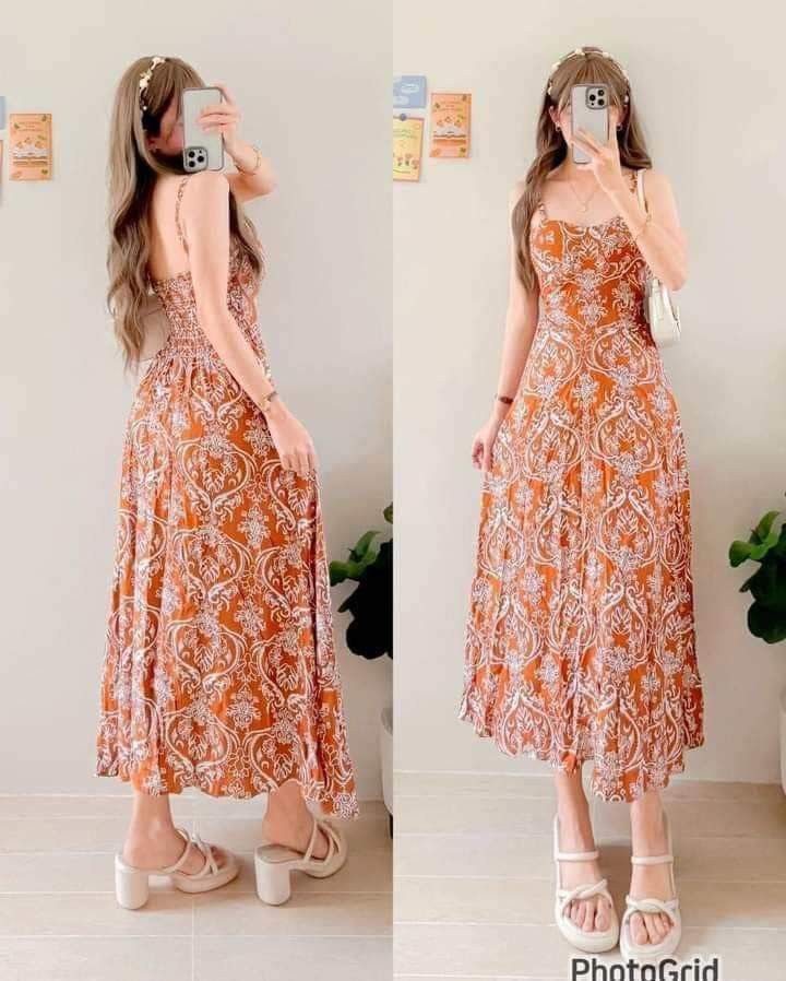 Womens Padded Dress (Category: Dresses) located in Manila. Submitted by velvetfox (Listing ID 1327300093, Image 2). Description: 🍂 Womens PADDED DRESS P380 📍Padded top bust up to 34 📍 Free Size up to Large body frame 📍Smocked Back Details 📍 Fabric: Challis.