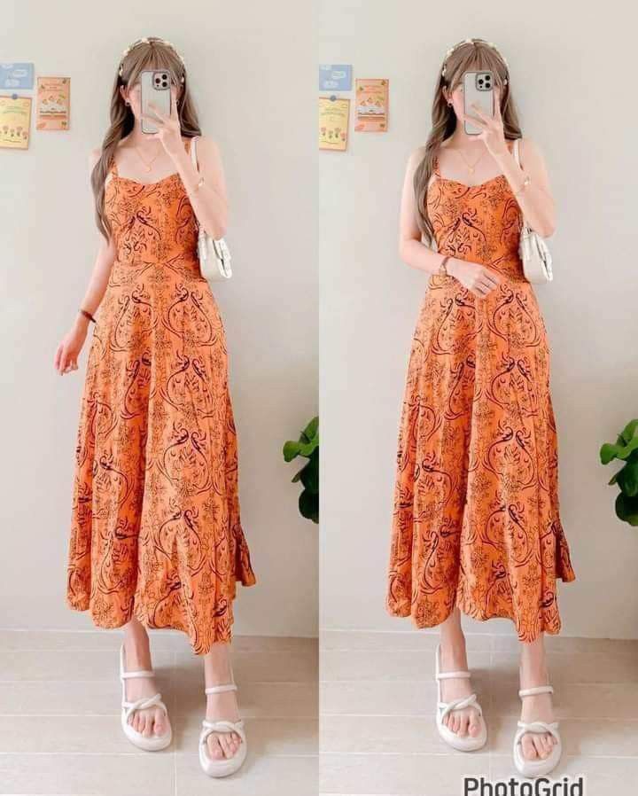Womens Padded Dress (Category: Dresses) located in Manila. Submitted by velvetfox (Listing ID 1327300093, Image 3). Description: 🍂 Womens PADDED DRESS P380 📍Padded top bust up to 34 📍 Free Size up to Large body frame 📍Smocked Back Details 📍 Fabric: Challis.