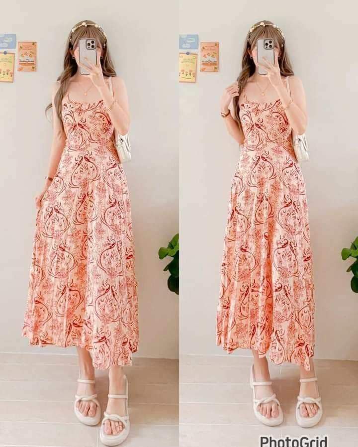 Womens Padded Dress (Category: Dresses) located in Manila. Submitted by velvetfox (Listing ID 1327300093, Image 1). Description: 🍂 Womens PADDED DRESS P380 📍Padded top bust up to 34 📍 Free Size up to Large body frame 📍Smocked Back Details 📍 Fabric: Challis.