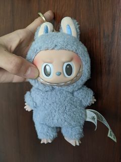 (Category: ) located in . Submitted by moominmars (Listing ID 1327280360, Image 1). Description: .
