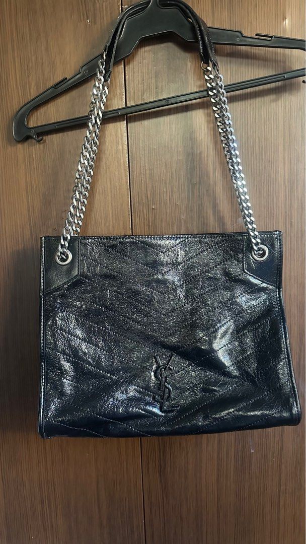 YSL Black Shoulder / Sling (Category: Shoulder Bags) located in Marikina City. Submitted by coco_lolo (Listing ID 1327259384, Image 1). Description: Black Leather YSL self authenticate .