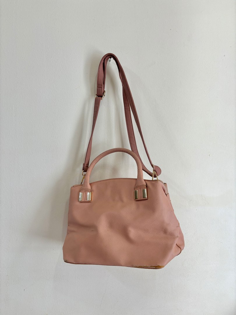 ZALORA PINK BAG Women s Fashion Bags Wallets Shoulder Bags on Carousell