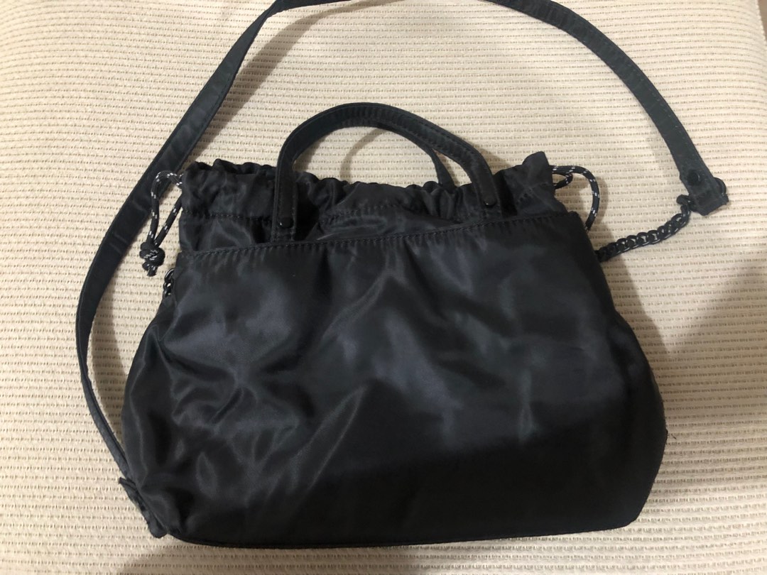 IZIA Women's Cross Body Bag