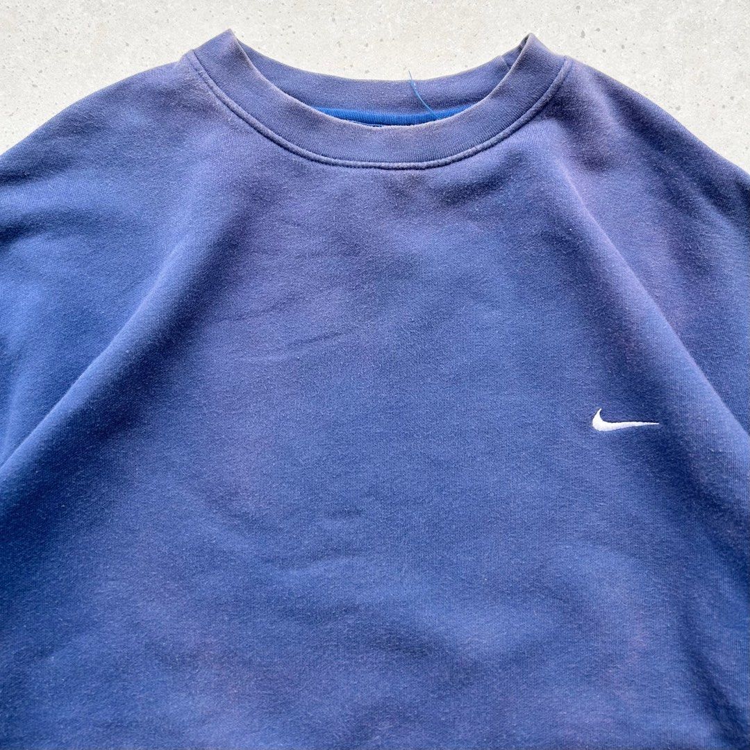 2000s vintage faded blue purple nike sweater