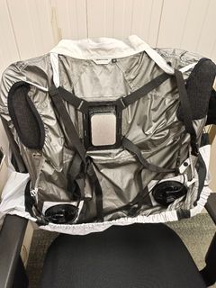 （分類：）位於 。 由 tommyhfng 提交（商品編號 1327477046，圖片 1）。簡介： 。