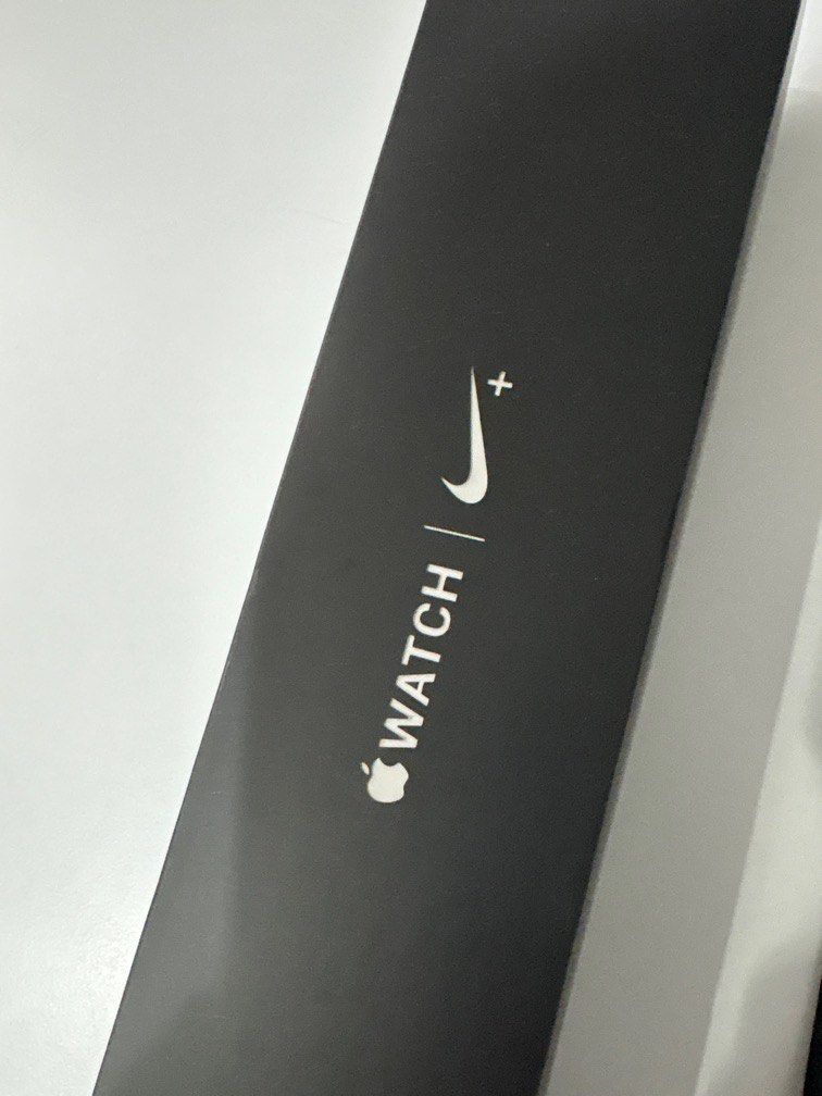 Aw4 nike top