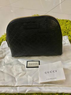 Gucci pouch cheap sales