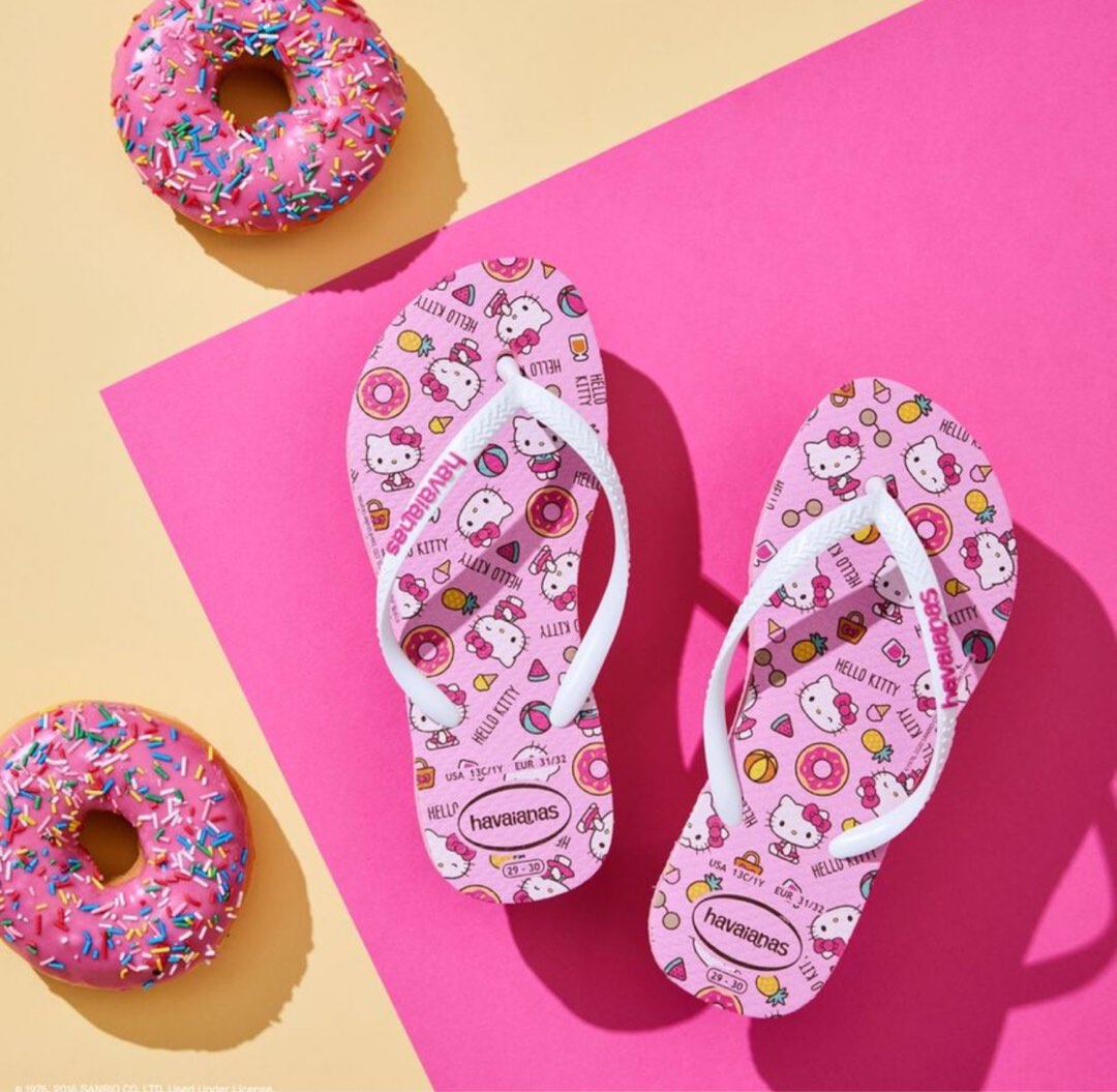 Authentic Havaianas X Hello Kitty, Women's Fashion, Footwear, Slippers ...