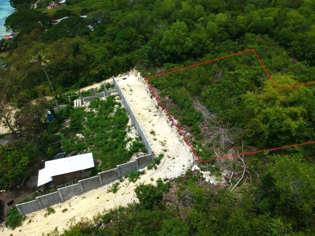 Beachlot in San Isidro Dauis, Panglao Island Bohol overlooking white