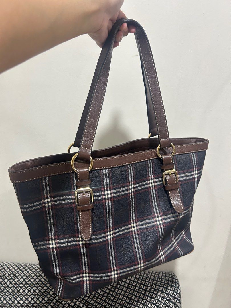 Bean Pole bag (Category: Luxury Bags & Wallets) located in Quezon City. Submitted by thebagkarmaph (Listing ID 1327554972, Image 2). Description: Signs of usage only One of my fave bags!.