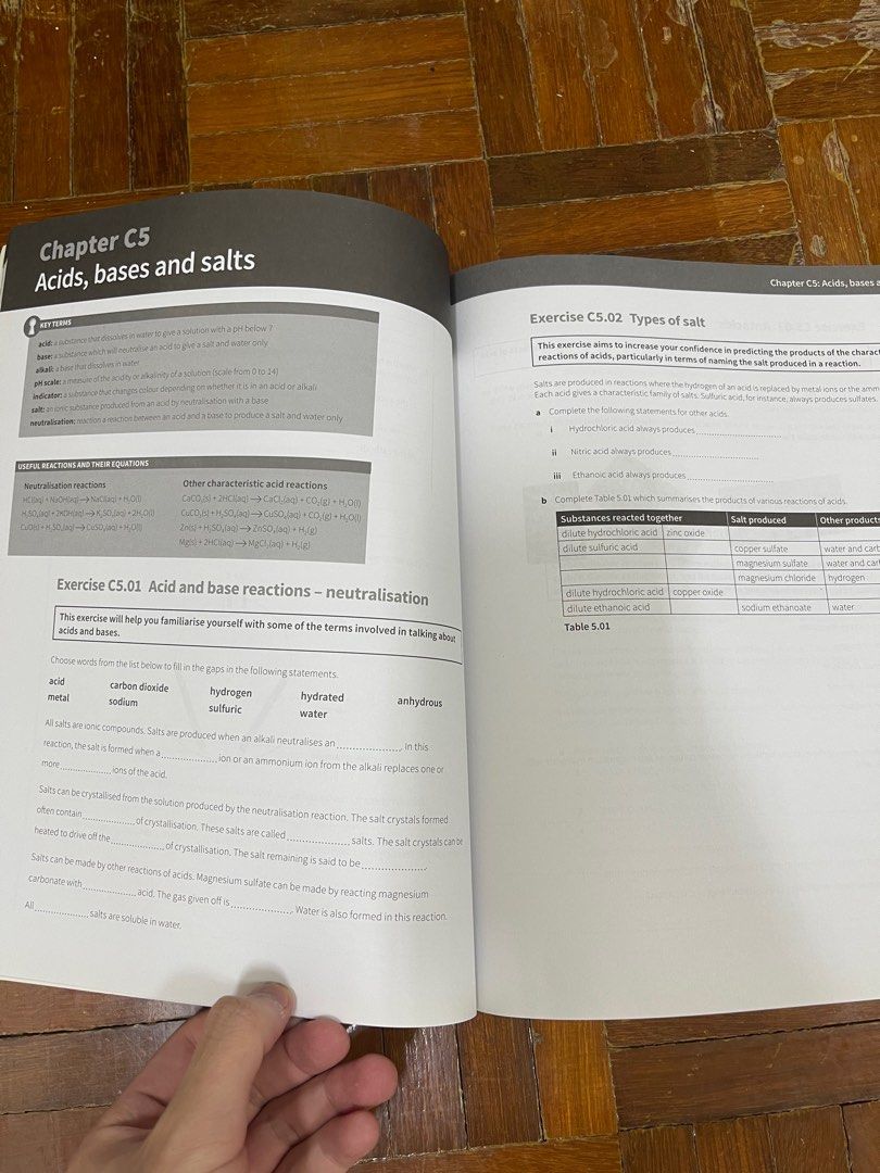 Cambridge IGCSE Combined and Co - Ordinated Science, Hobbies & Toys ...