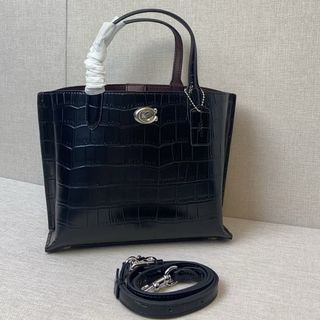 (Kategori: ) berada di . Dikirim oleh tassea (ID iklan 1327402018, Gambar 1). Deskripsi: .