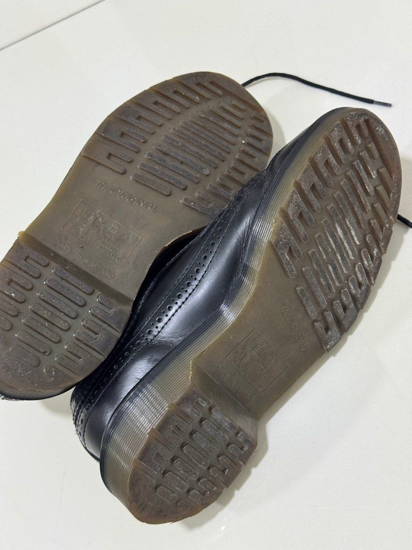 Dr. Martens DocMart Classis Brogue Wingtip 3989 MIE Made in England ...