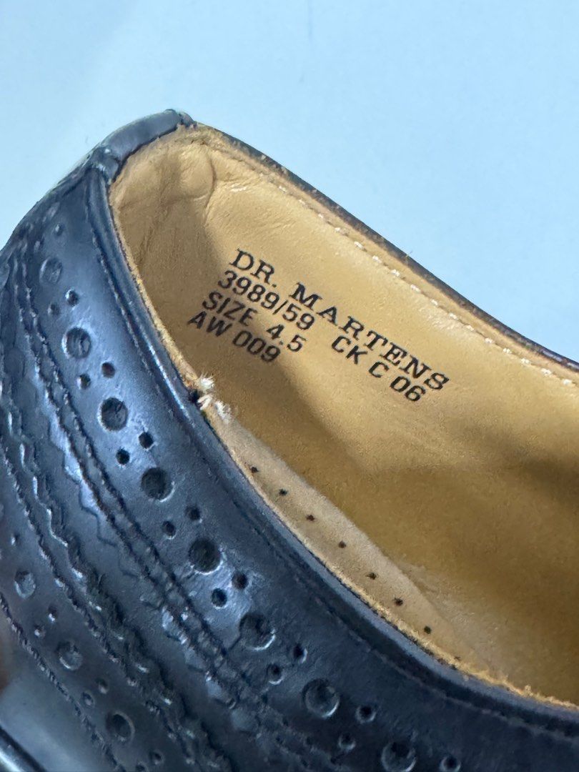 Dr. Martens DocMart Classis Brogue Wingtip 3989 MIE Made in England ...