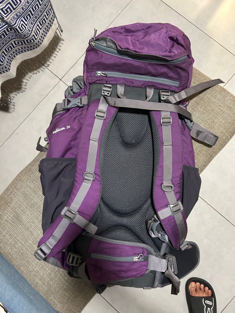 Hiking backpack 40 liters, Men's Fashion, Bags, Backpacks on Carousell