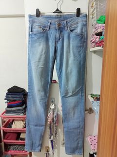 (Category: ) located in . Submitted by black.kat (Listing ID 1327446761, Image 1). Description: .