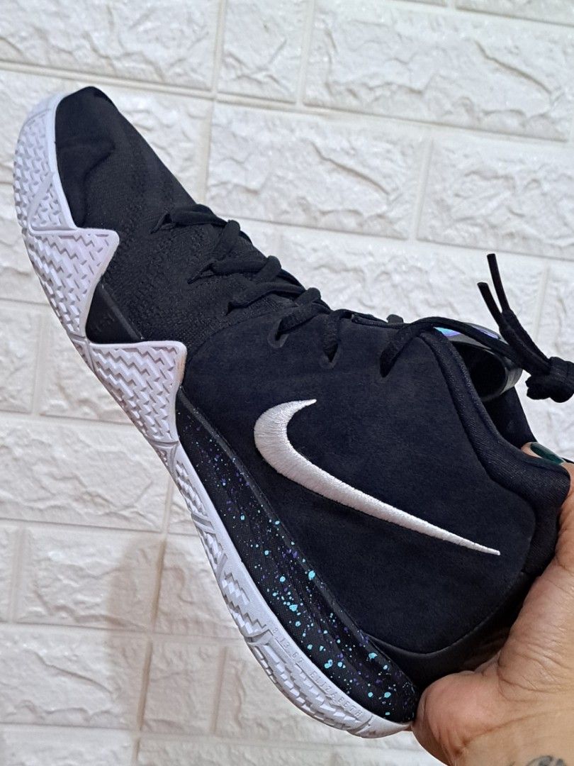 Kyrie 4 9s mens store