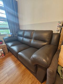 (Category: ) located in . Submitted by leiakay (Listing ID 1327398805, Image 1). Description: .