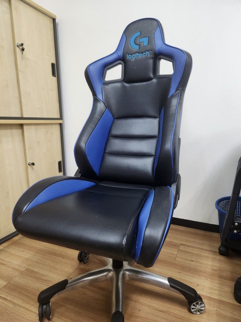 Logitech Gaming Chair Kerusi Gaming