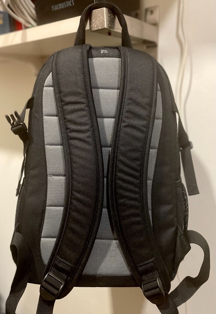 LowePro Tahoe BP 150 Camera Bag