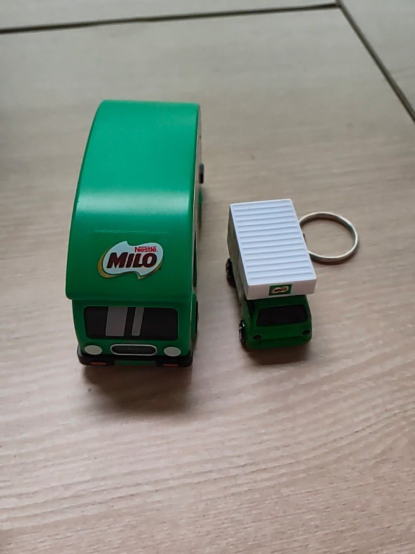 Minivan keychain 2025