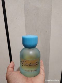 (Kategori: ) berada di . Dikirim oleh prasyla96 (ID iklan 1327553642, Gambar 1). Deskripsi: .